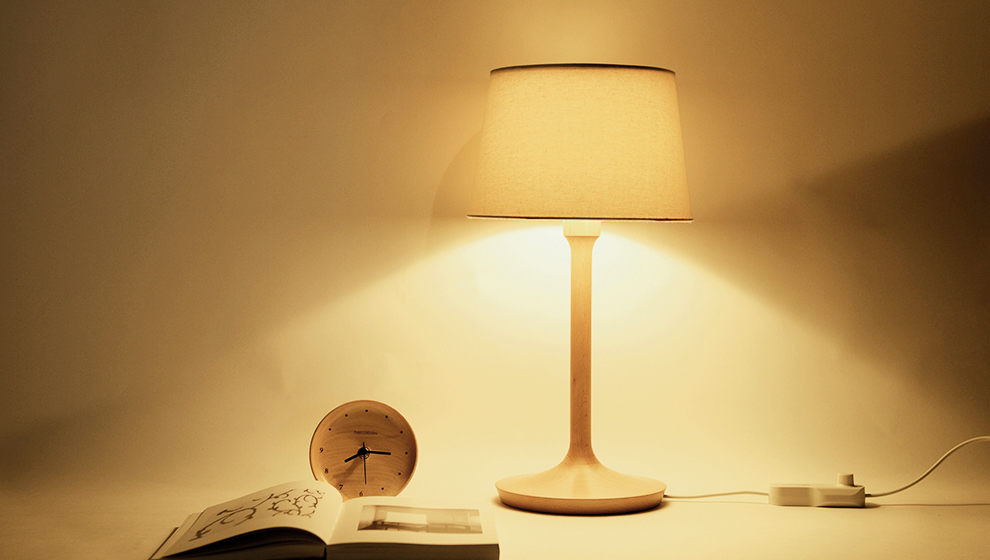 工字型薄底台灯